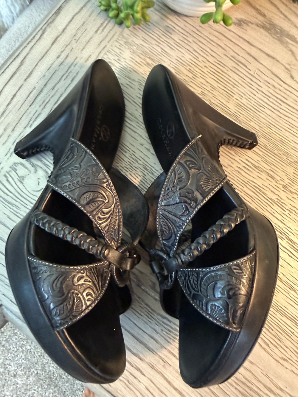 Cole Haan Vintage Tooled Leather Platform Sandals Western/Boho